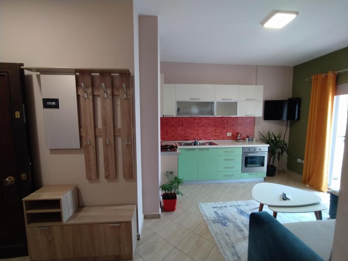 Lungomare Beach Apartments Vlorë Exterior foto